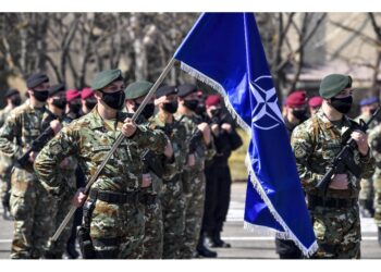 Min. Difesa: più soldati a ovest per rispondere a 'minacce' Nato