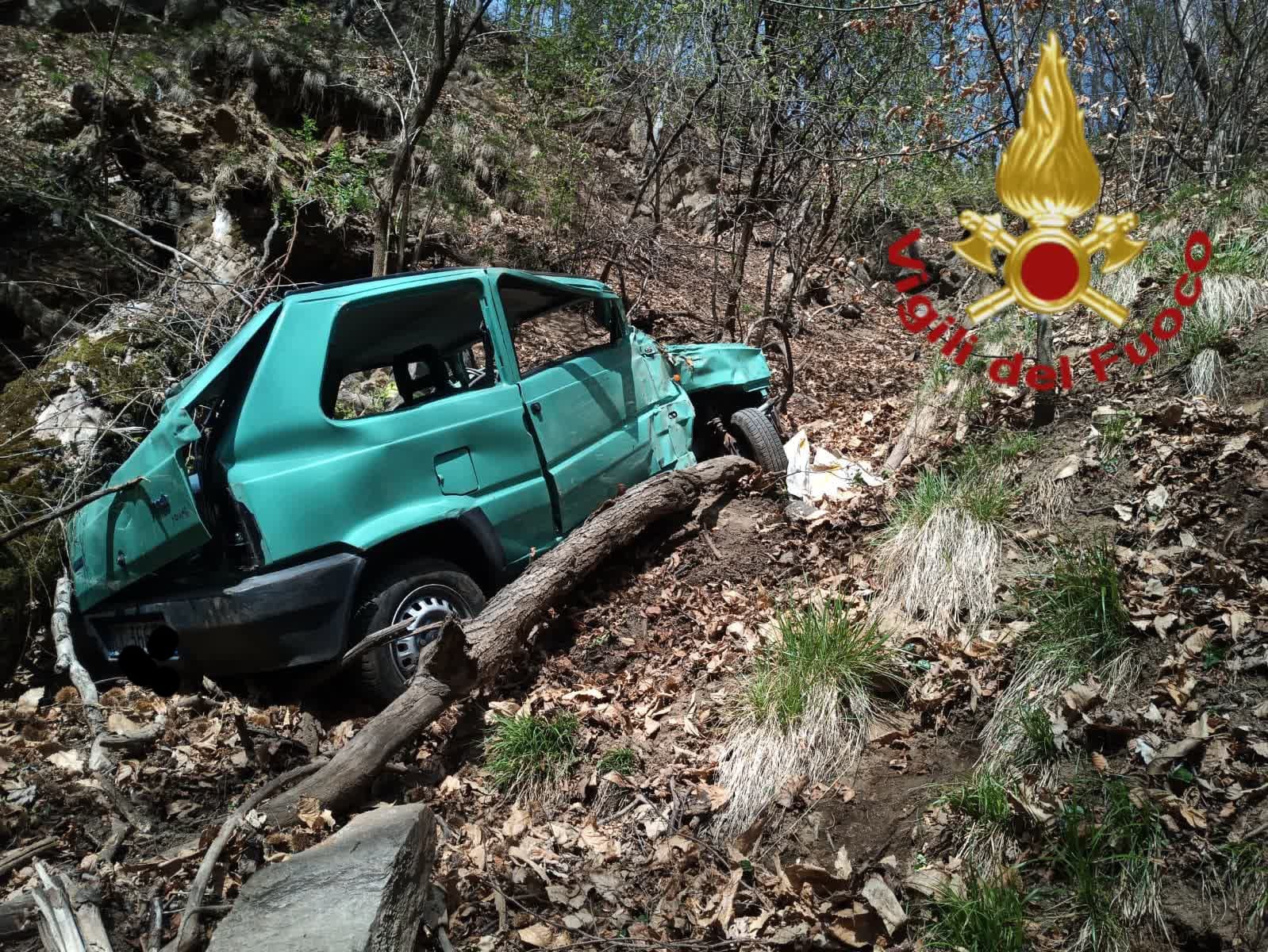 San Nazzaro Val Cavargna: con l’auto nel dirupo, morto un uomo di 68 anni