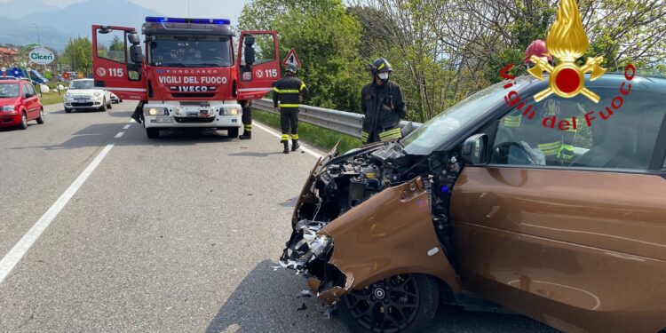 incidente stradale ad Albavilla in via Prealpi