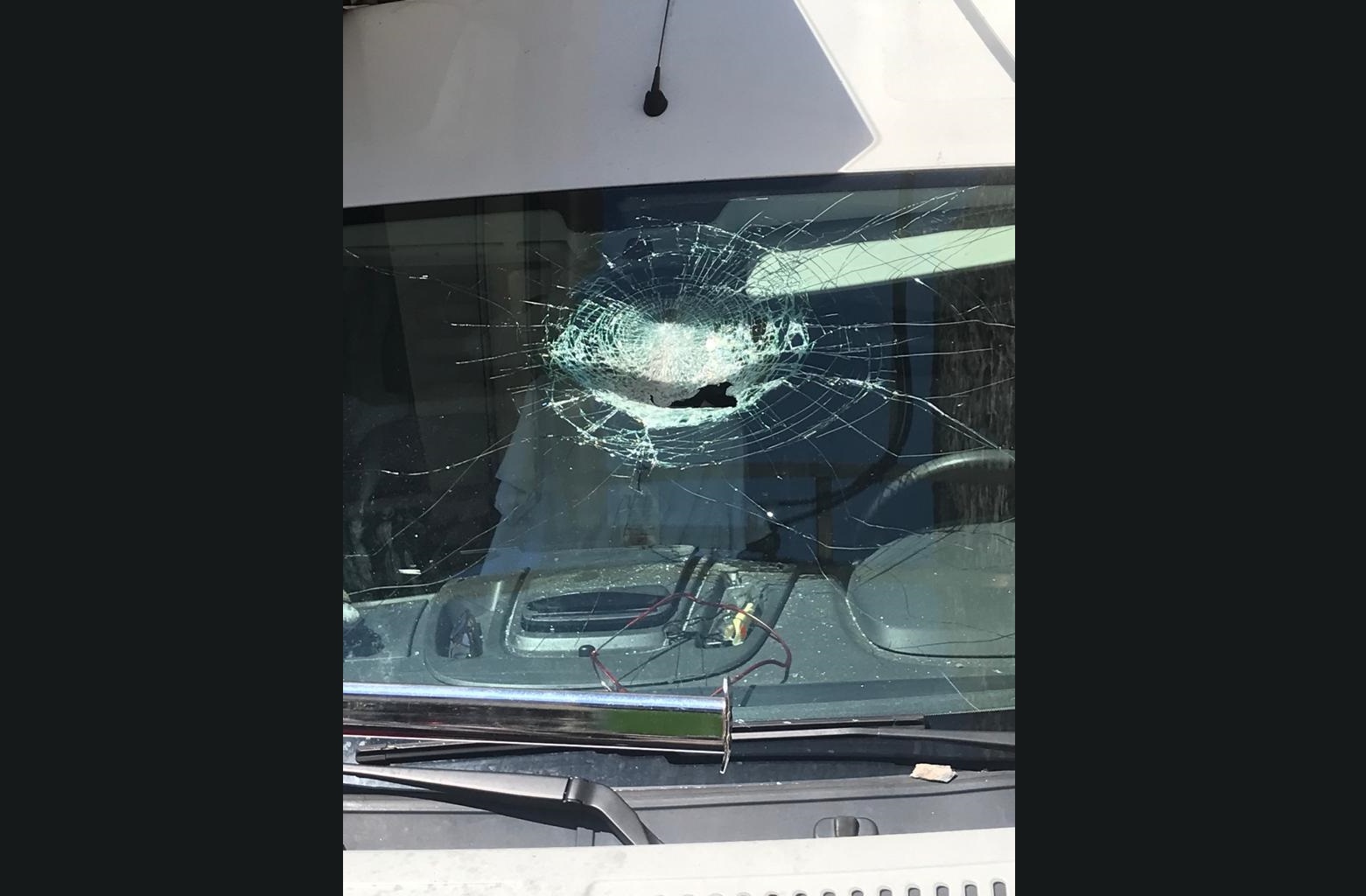 Tragedia sfiorata a Como: sasso cade da Torre San Vitale. Verifiche in corso sulla struttura