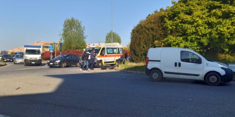 Incidente Vertemate monopattino statale dei giovi