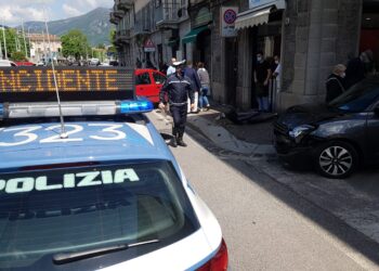 incidente viale lecco