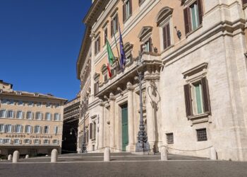 piazza montecitorio roma camera dei deputati