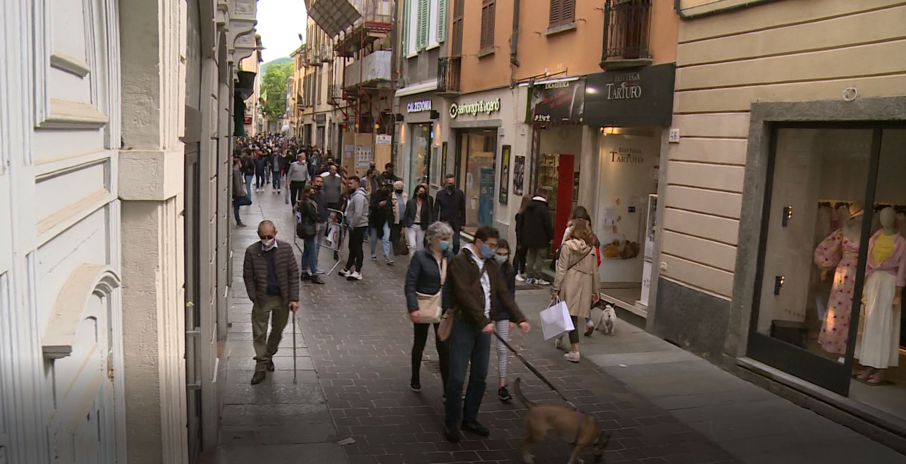 Da domani gli svizzeri potranno fare la spesa in Italia, Cassina: “Verranno in pochissimi”