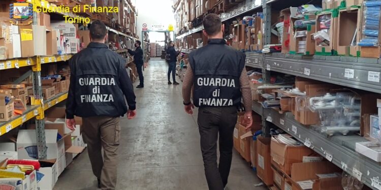 Operazione Guardia finanza Torino