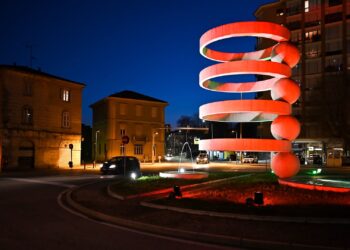 como fontana piazza camerlata