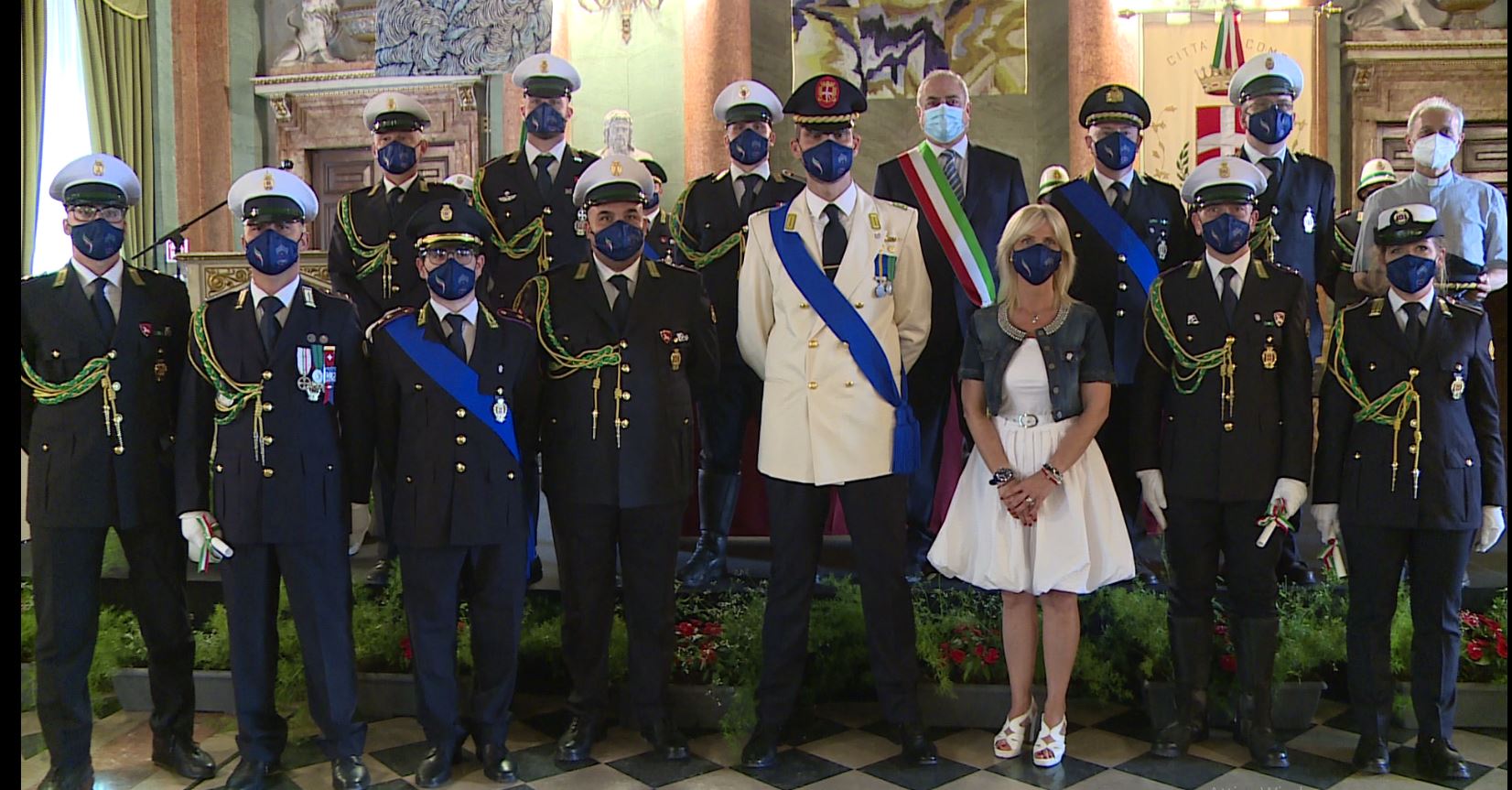 Multe dimezzate ma più interventi, il bilancio della polizia locale di Como