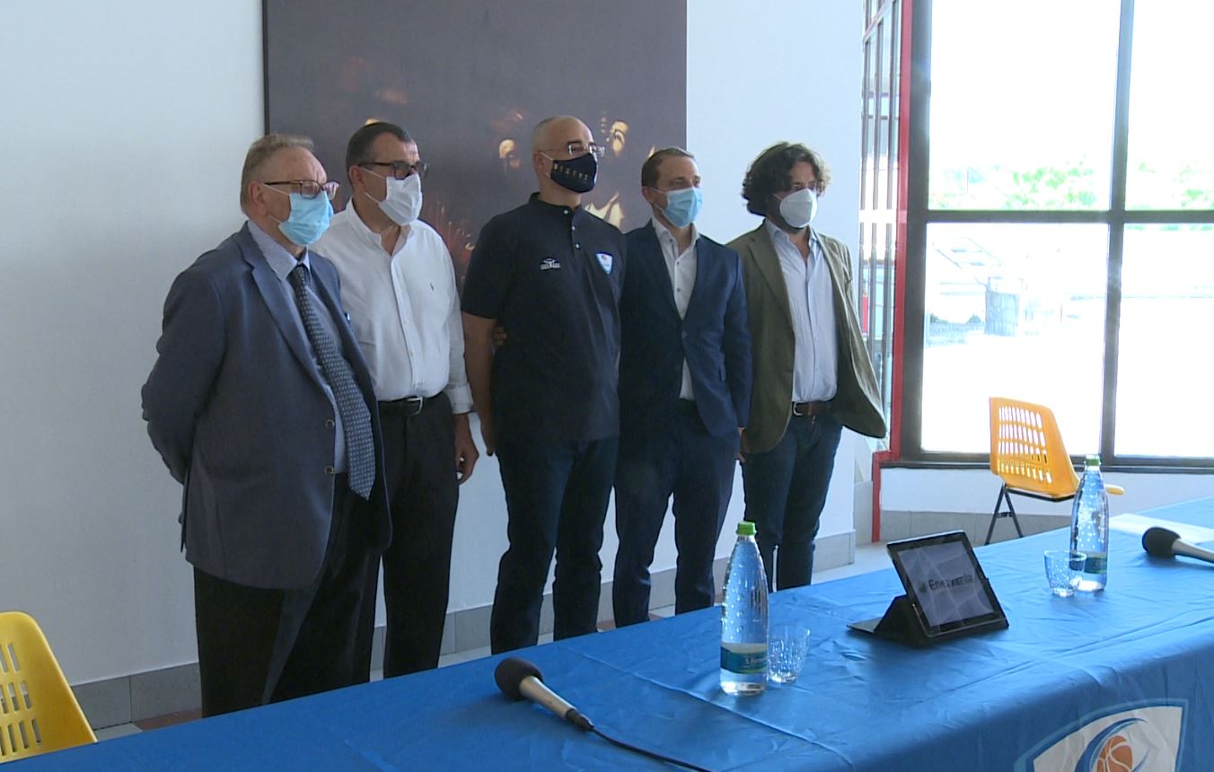 Pallacanestro Cantù, per Sodini è già serie A: promozione e Europa in due stagioni