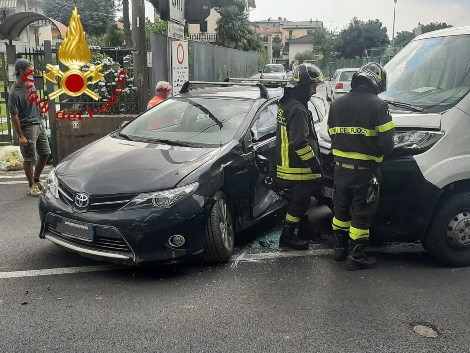 incidente cantu via milano oggi