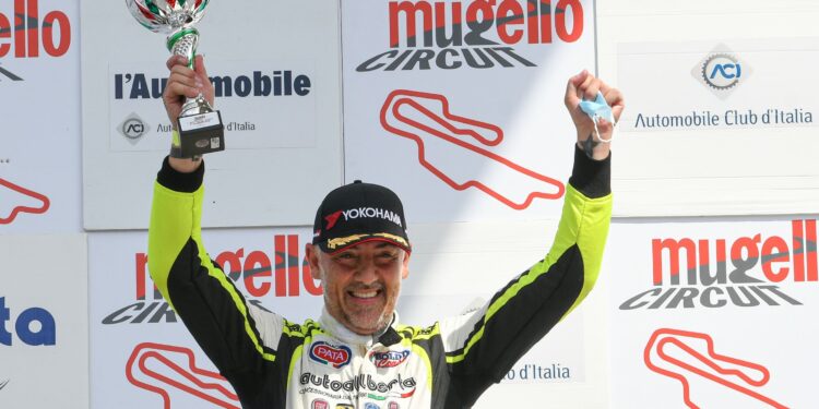 Davide Uboldi vince al Mugello