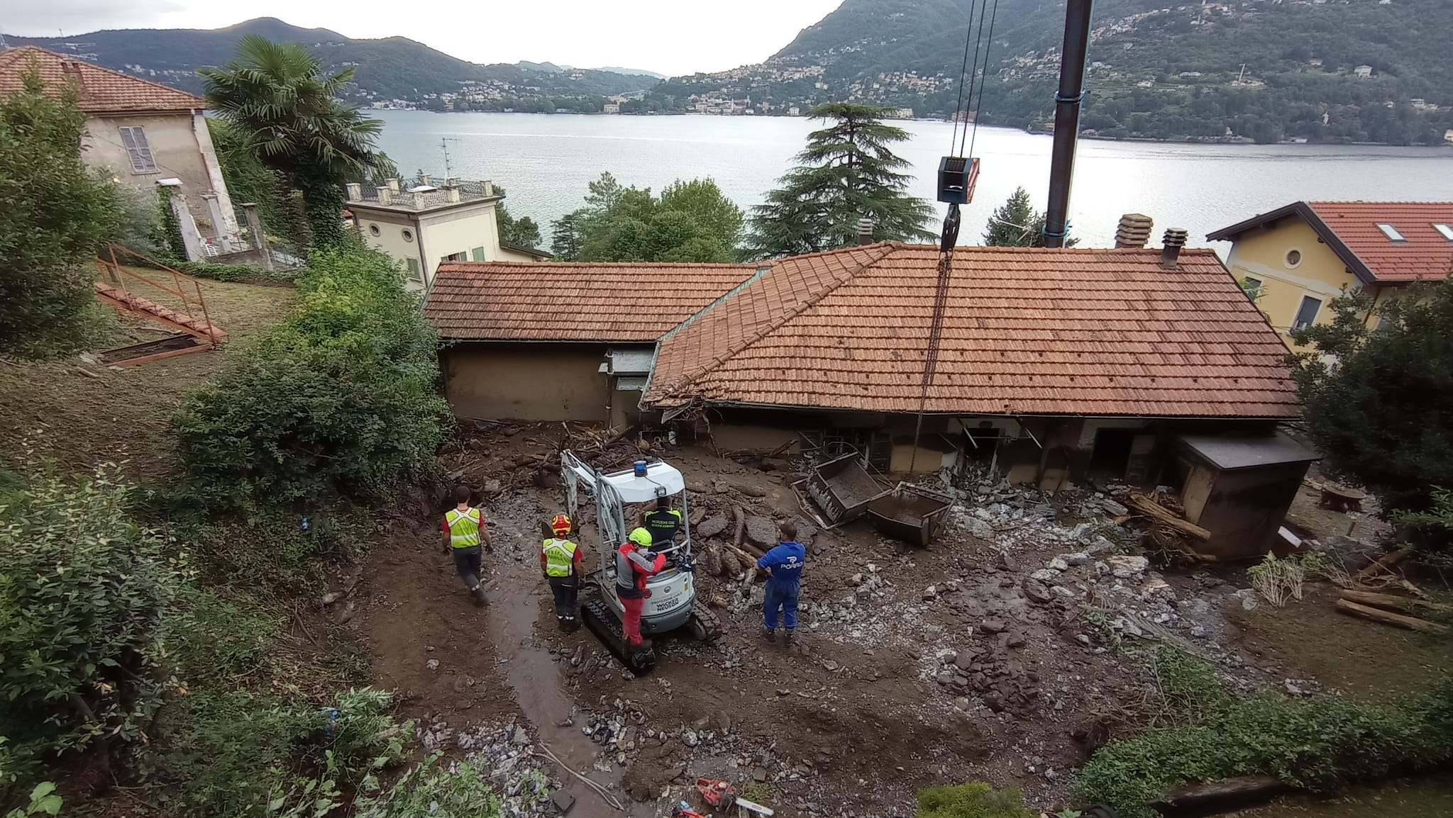 Le testimonianze dei residenti di Blevio: “In un attimo il fango ha travolto tutto”