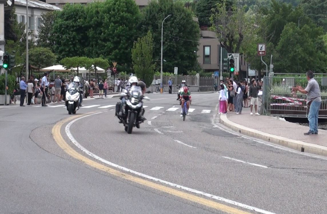 Il Giro d’Italia donne sulle strade del Lario. Grande ciclismo con la tappa Colico-Colico