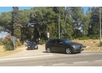 Breve passeggiata in centro per il capo dello Stato