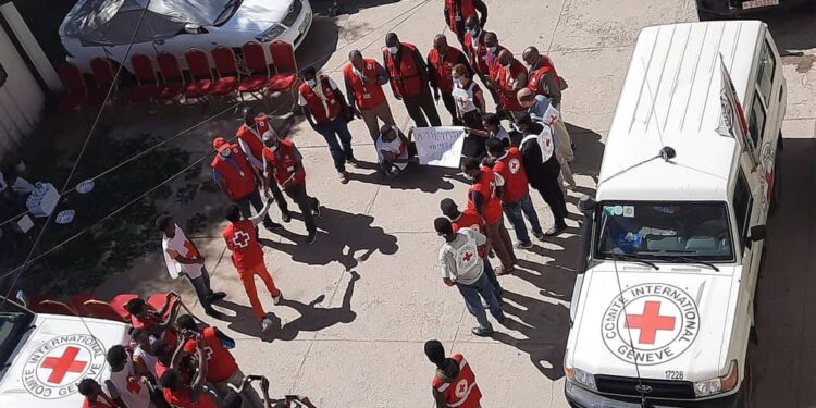 Cadaveri mostravano ferita d'arma da fuoco