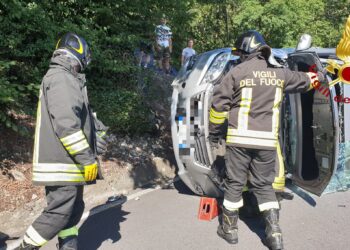 Auto ribaltata a Garzola