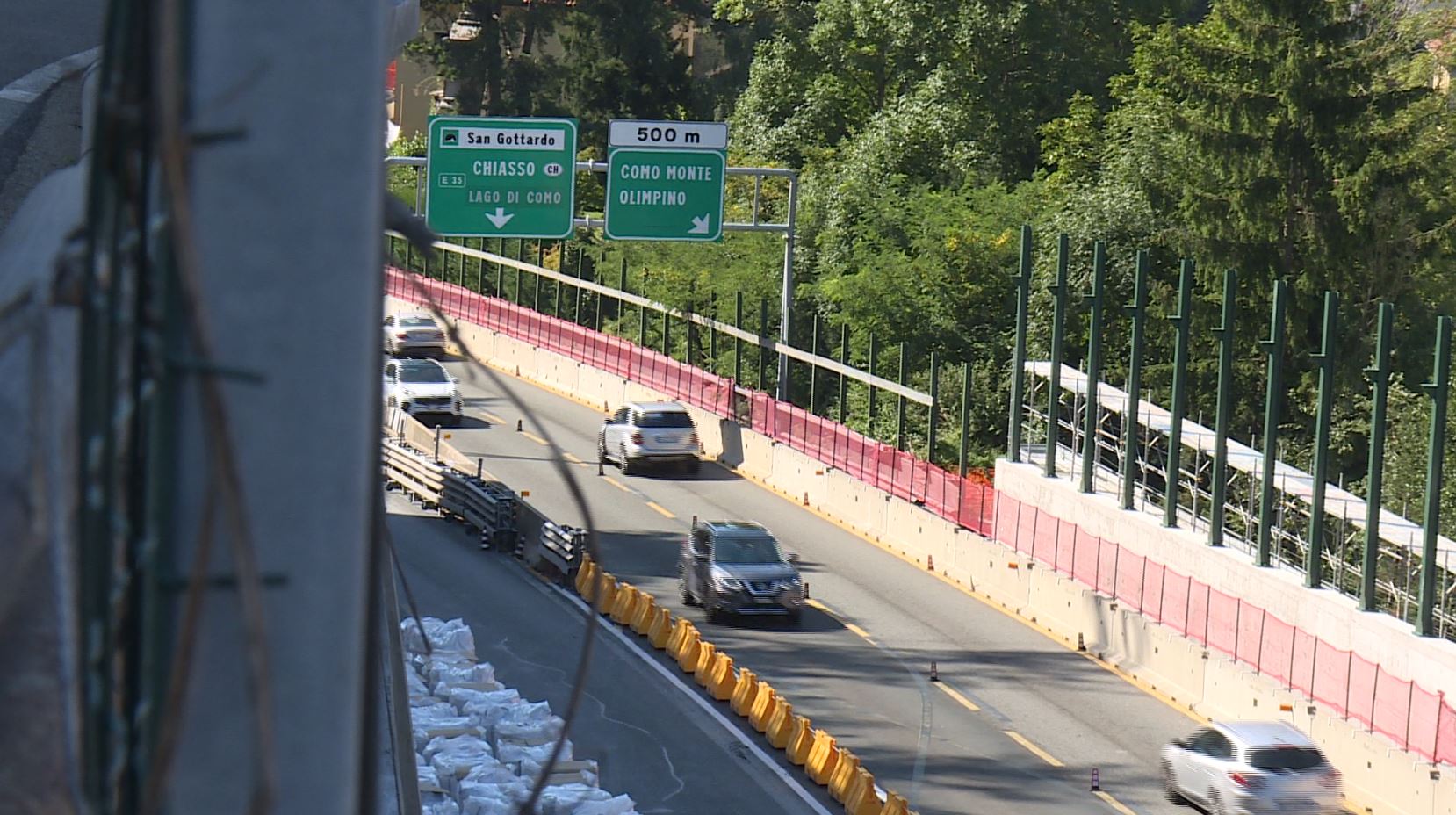 Autostrada A9 chiusa ai mezzi pesanti. Rischio disagi fino al 13 agosto
