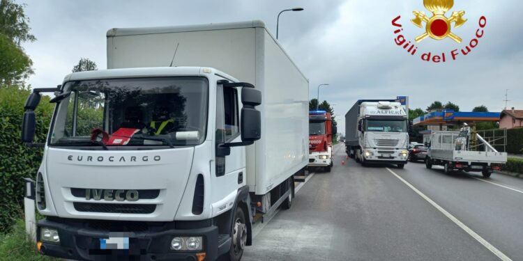 Incendio camion Lomazzo