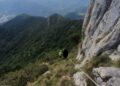 canzo soccorso alpino impegnato in un recupero in montagna