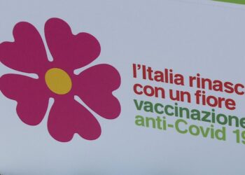 cartello campagna vaccinale anti covid