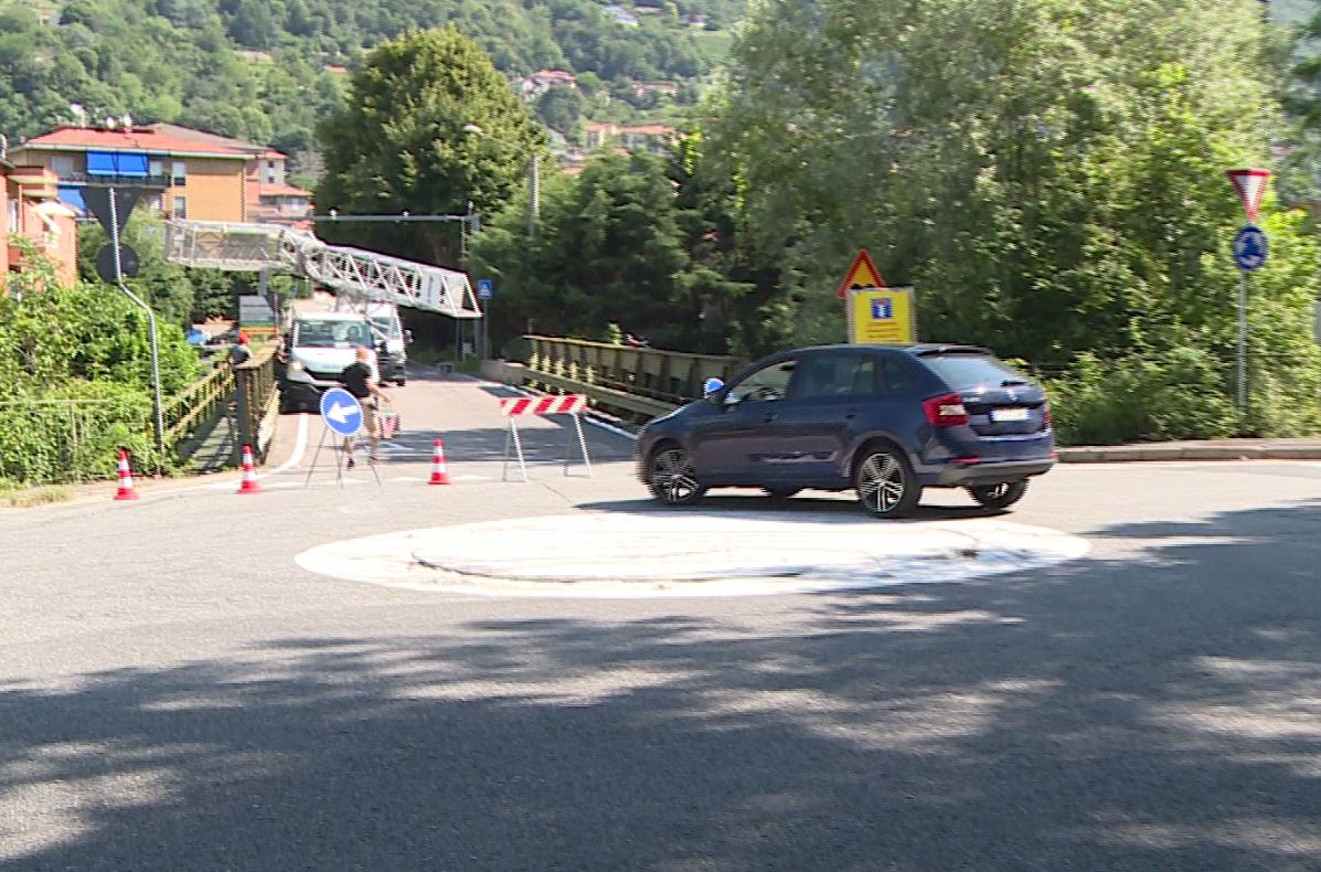 Viabilità: ponte di Maslianico chiuso e lavori in A9. Mattina di traffico intenso sulle strade comasche