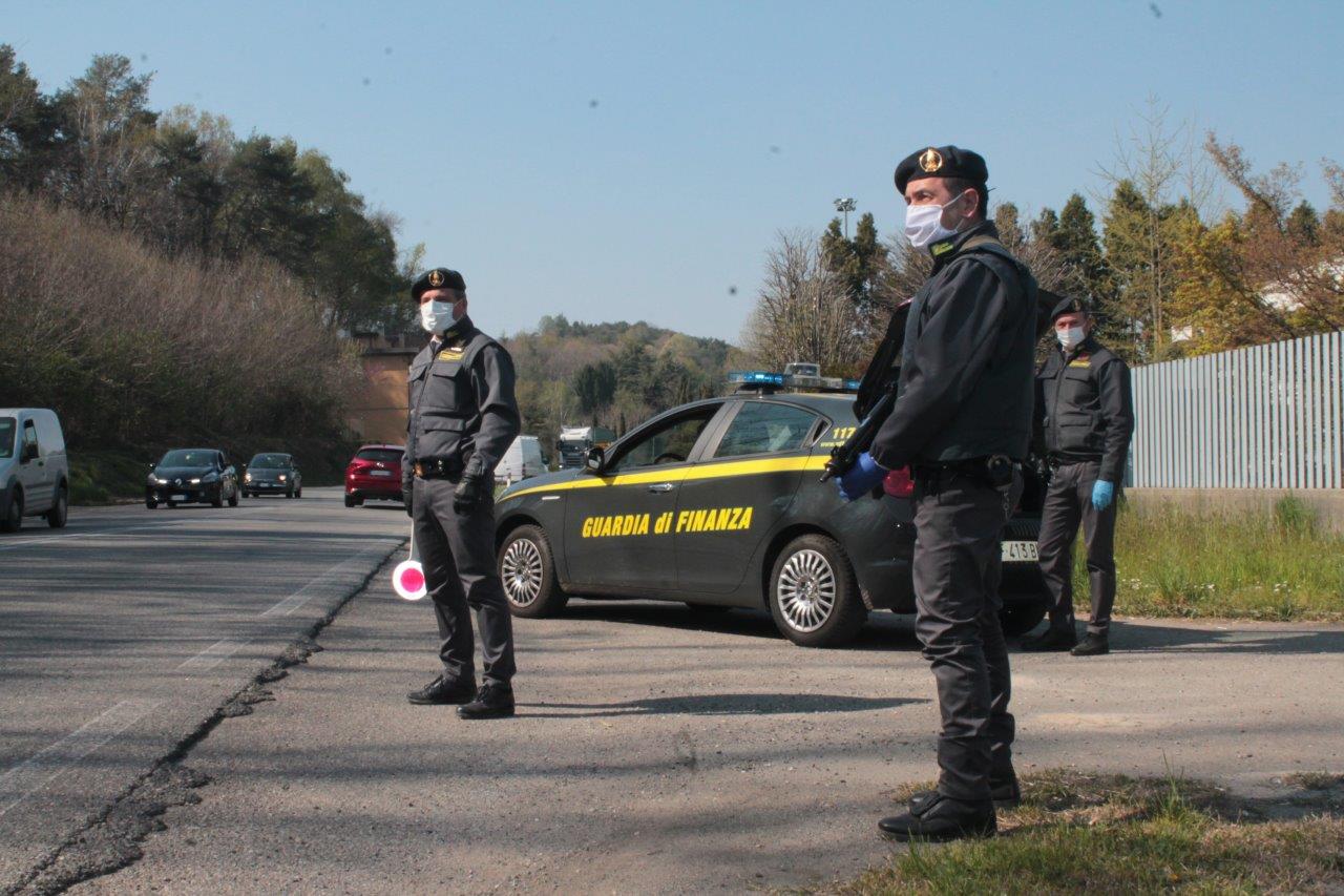 Agriturismo, locale notturno e pizzeria nel Comasco: sette lavoratori irregolari scoperti dalla Guardia di Finanza