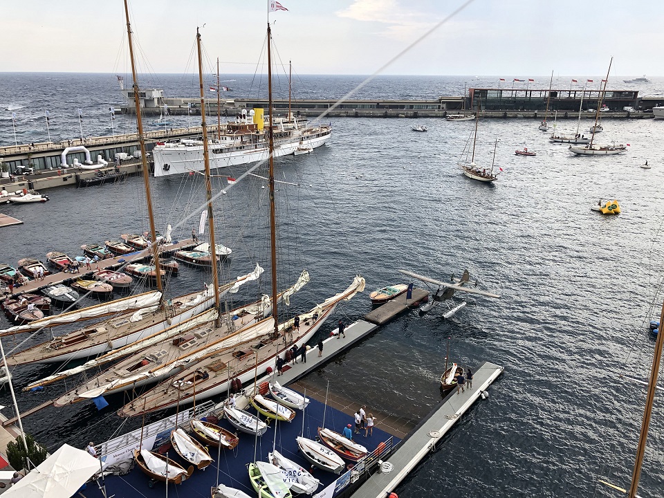 L’Aero Club Como fa scuola a Monaco. Un idrovolante nel Principato per uno storico accordo