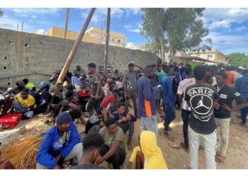 Centinaia in sit-in a Tripoli