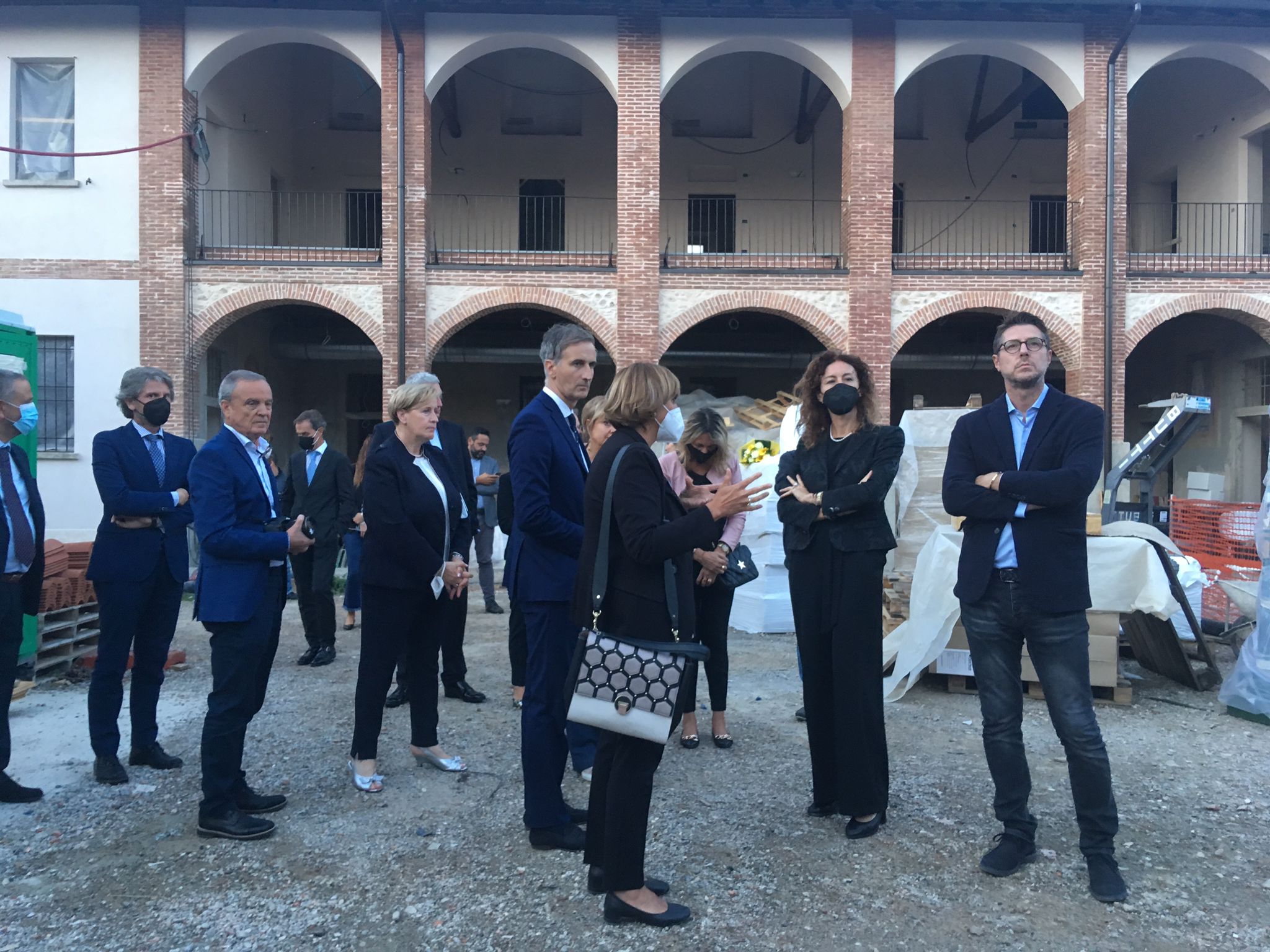 Il ministro Stefani a Cascina Cristina: “Un progetto innovativo per l’autismo”