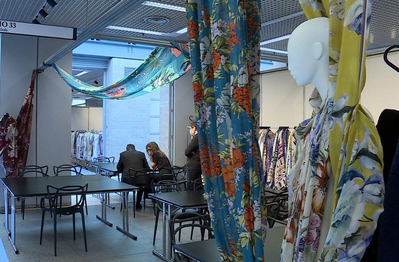 Comocrea Expo: fino a domani la fiera del disegno tessile a Villa Erba