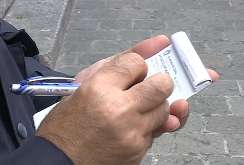 Furbetti stranieri della multa, Butti: “Occasione persa”