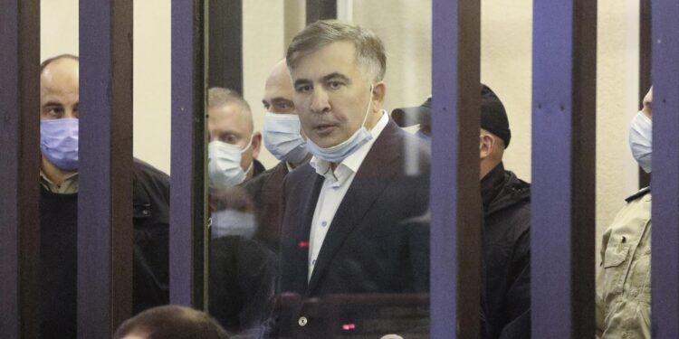 L'ex presidente è accusato di abuso d'ufficio