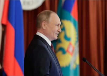 Mosca punta all'avvio di negoziati