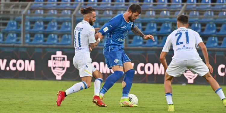 Serie B 2021-2022 Como Frosinone Azzurri e Covid