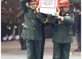 Cremazione Capo di stato maggiore Difesa nel pomeriggio