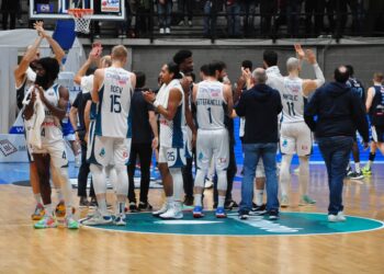 Basket Pallacanestro Cantù 2021-2022 esultanza