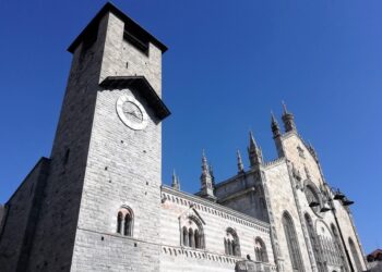 Duomo di Como e Torre Broletto