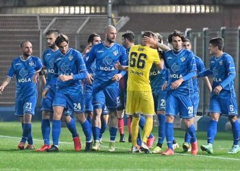 Serie B 2021-2022 Calcio Como Pordenone esultanza. Vendita dei biglietti sospesa per Cremonese Como