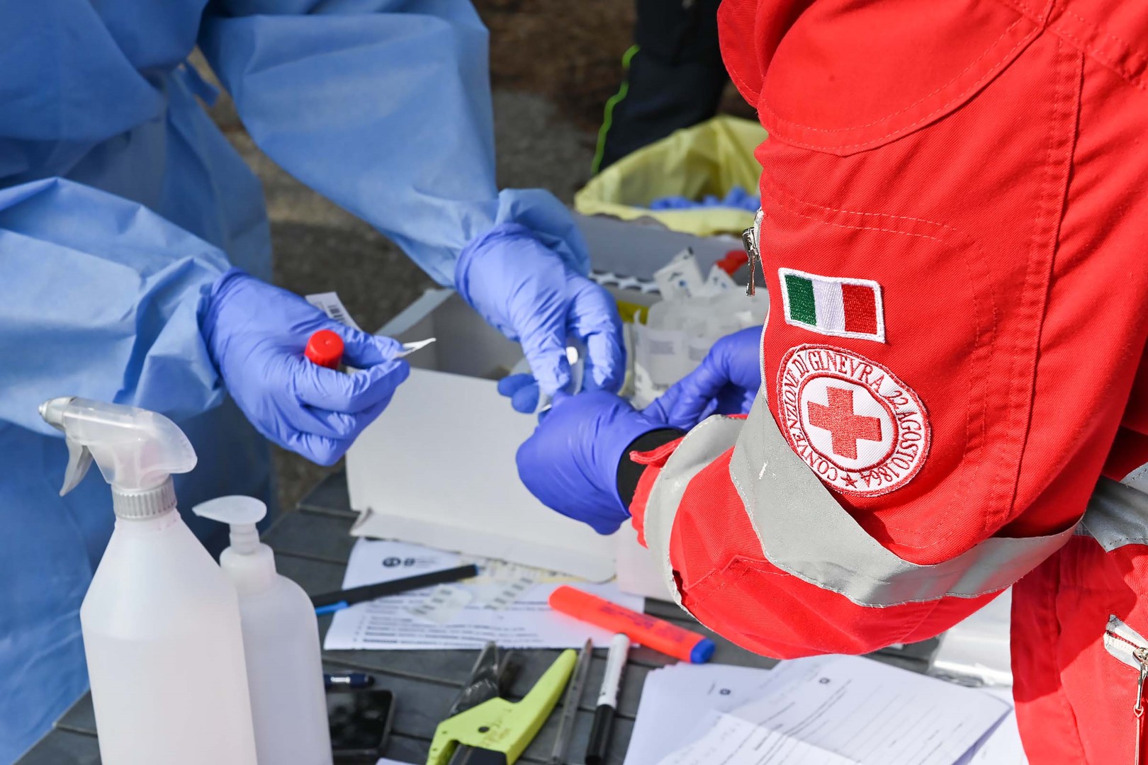 Record di contagi in Lombardia: +41mila. A Como +2.300