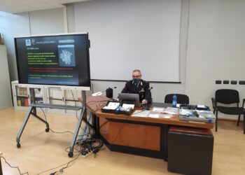 Polizia locale Cantù incontro studenti