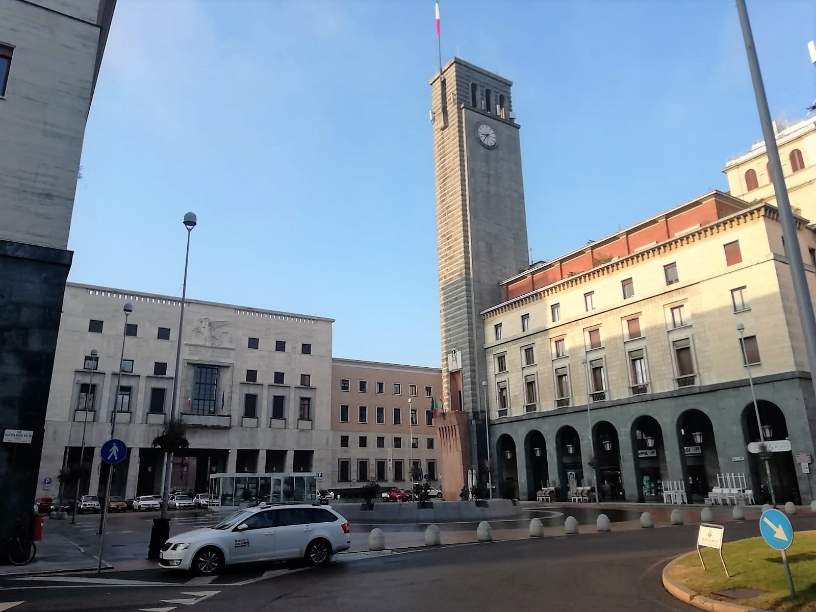 Centro federale del ghiaccio. Beffa per Como in Parlamento. Candiani (Lega): “Risorse a Varese”