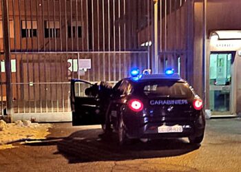 auto dei carabinieri menaggio carcere
