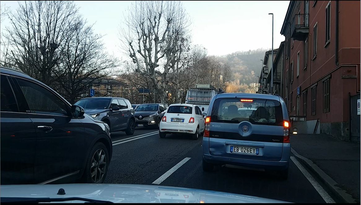 Sciopero nazionale del trasporto pubblico: saltati bus, battelli e treni. Traffico intenso a Como