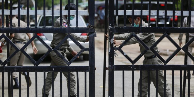 Phyo Zeyar Thaw arrestato a novembre con accuse di 'terrorismo'
