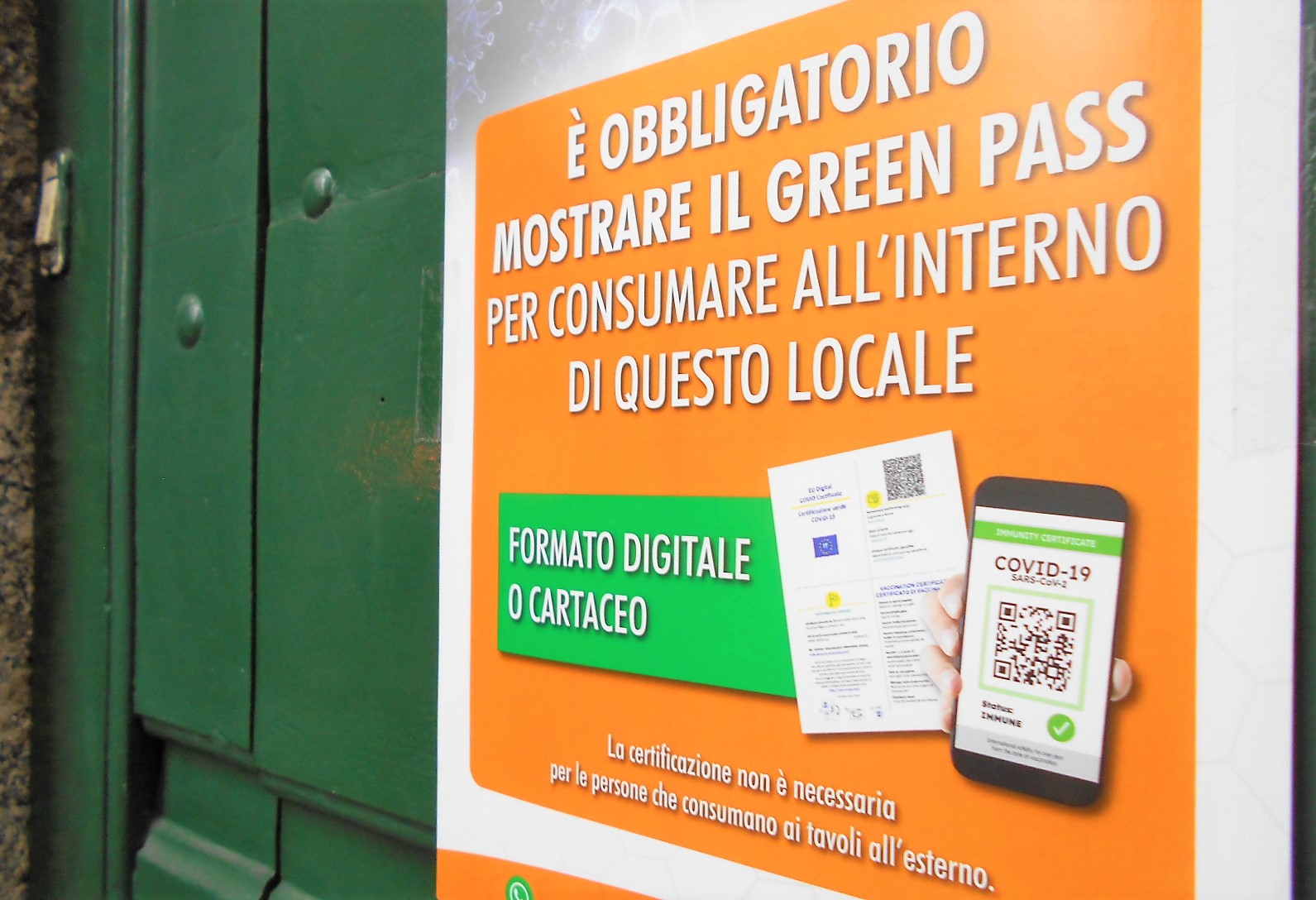 Da lunedì esteso il green pass rafforzato