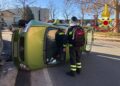 Auto ribaltata via Spartaco