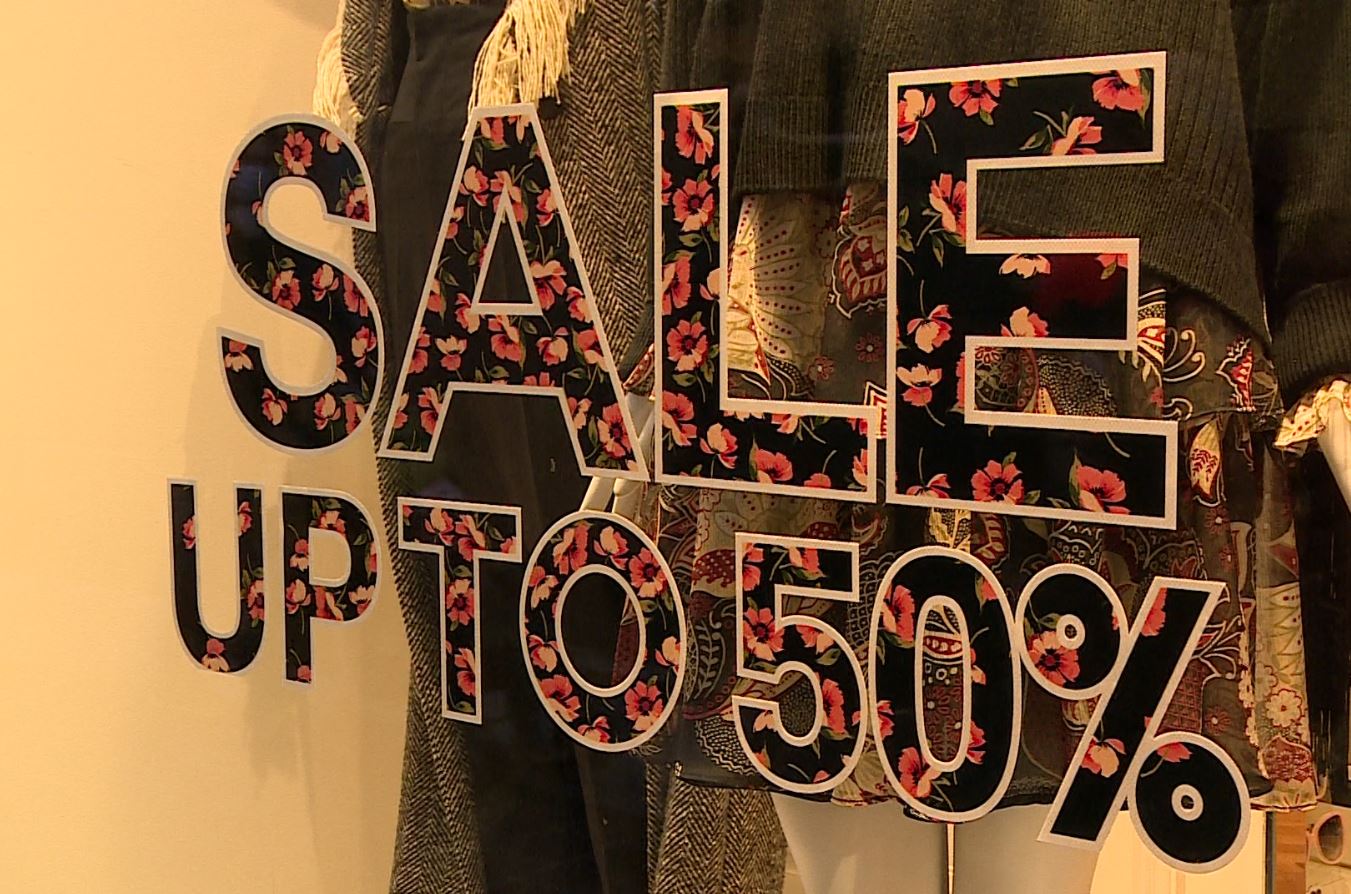 Primo giorno di saldi a Como, partenza positiva