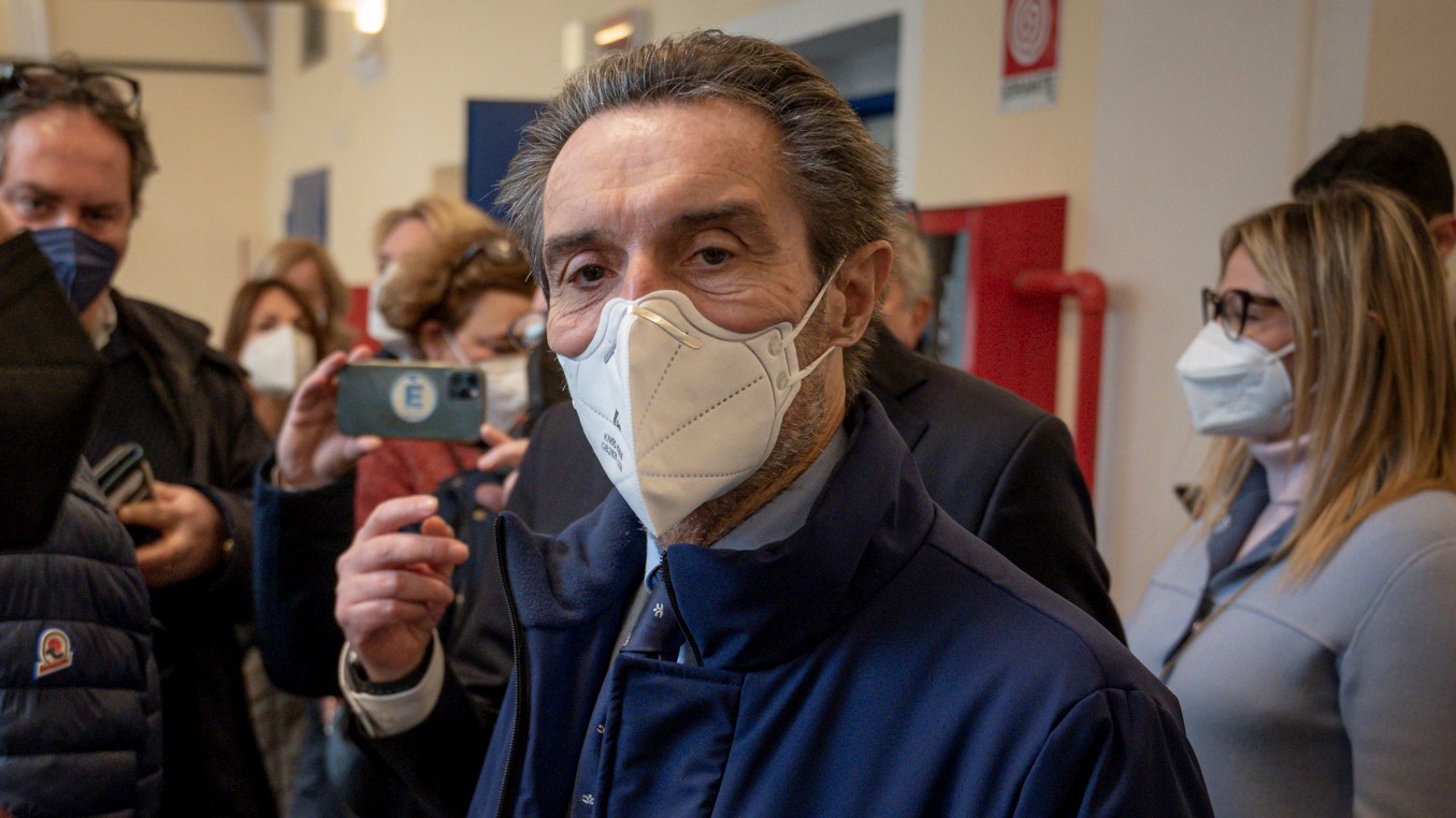 Lombardia: indici Covid in calo. “Inizio della fine della pandemia”