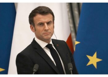 Il presidente francese verso Kiev per incontrare Zelensky