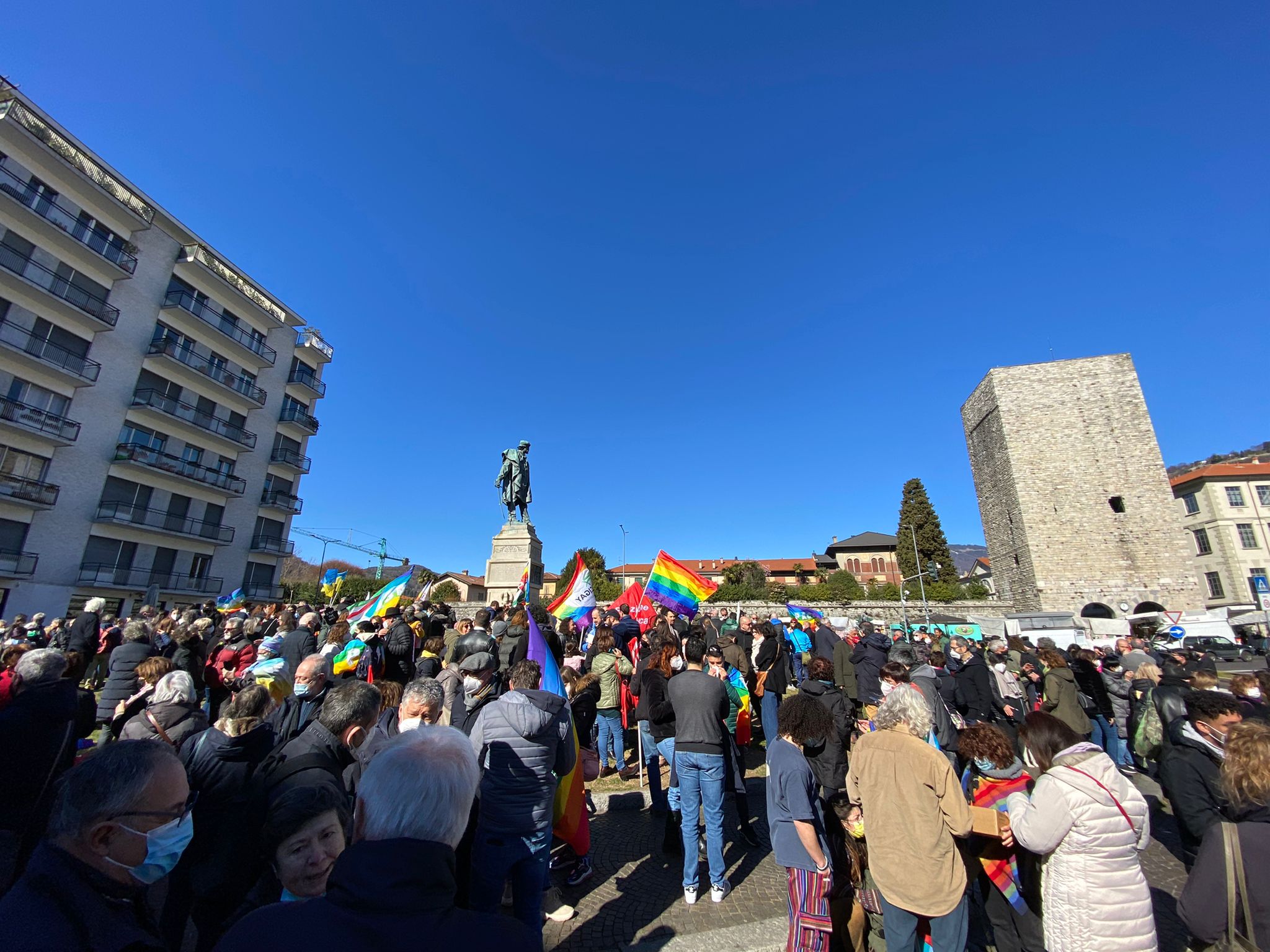 Conflitto in Ucraina, Como risponde con una manifestazione per la pace
