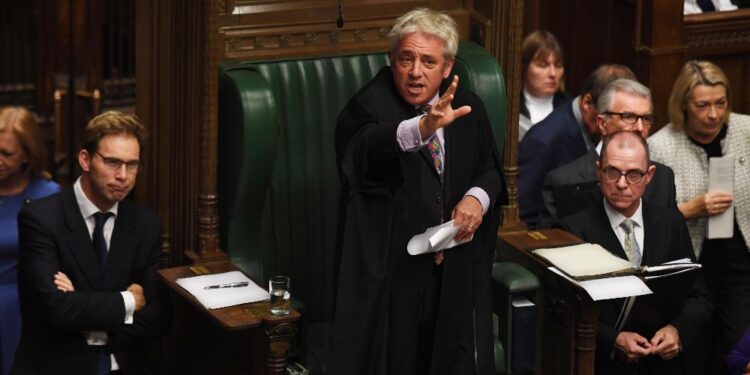 'Mr order' John Bercow non potrà più mettere piede in Parlamento